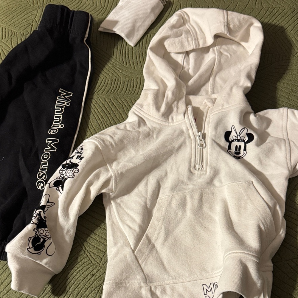 Disney Minnie Mouse White and Black Kids Matching Set